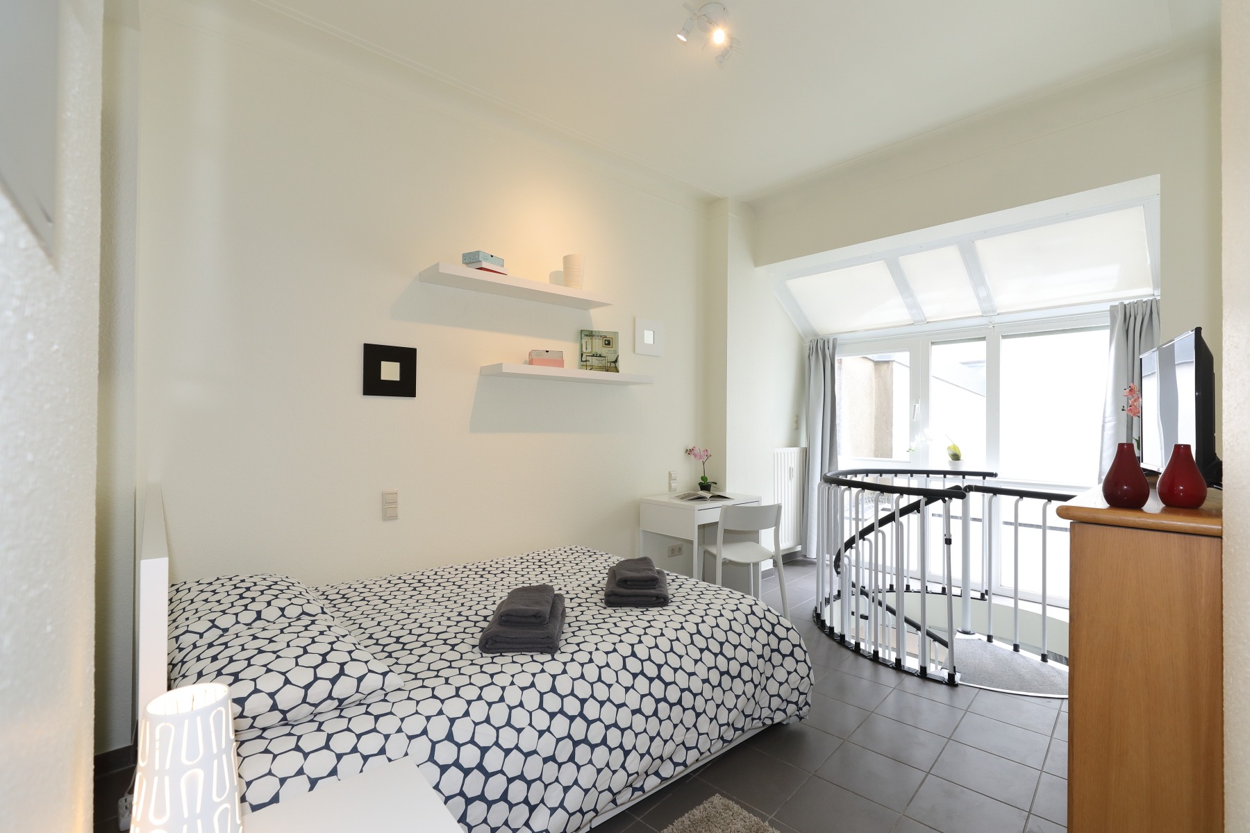 Atypical duplex downtown – GRA 7